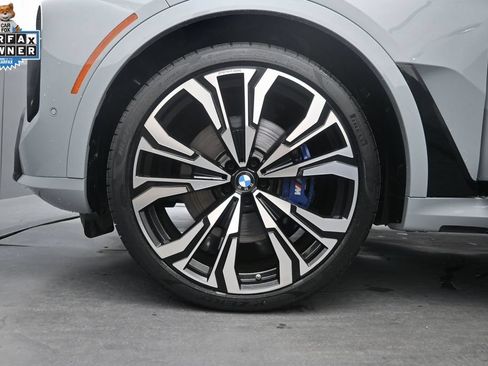 Used 2024 BMW X7 xDrive40i w/ Executive Package AWD/4WD image 4