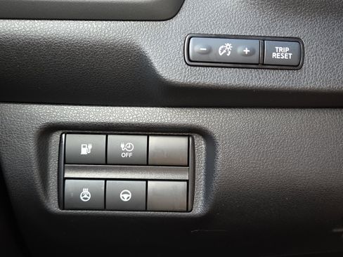 Used 2023 Nissan Leaf SV Plus image 28