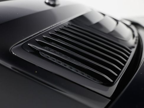 Certified 2019 Porsche 911 Turbo AWD/4WD image 18