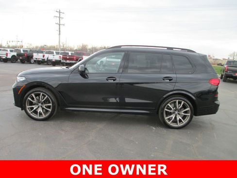 Used 2022 BMW X7 M50i w/ Dynamic Handling Package image 11