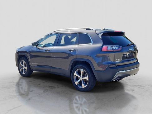 Used 2019 Jeep Cherokee Limited image 25