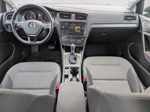 Used 2019 Volkswagen e-Golf SE w/ Driver Assistance Package image 15