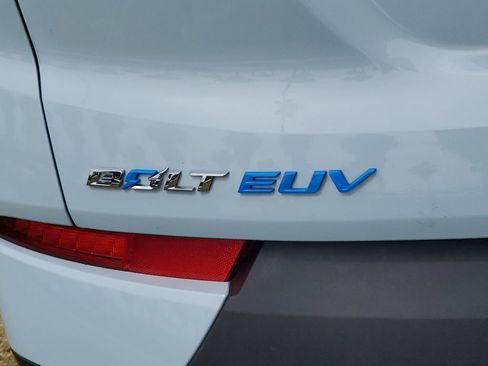 Used 2023 Chevrolet Bolt EUV Premier FWD image 8