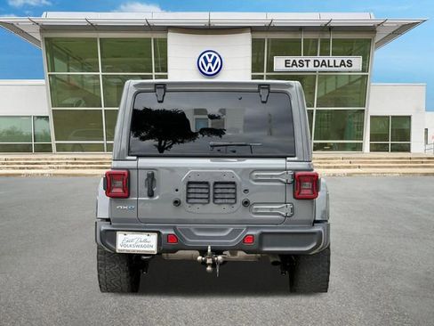 Used 2021 Jeep Wrangler Unlimited Sahara w/ Cold Weather Group AWD/4WD image 4