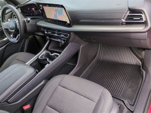 Certified 2024 Chevrolet Traverse LT w/ Trailering Package image 29