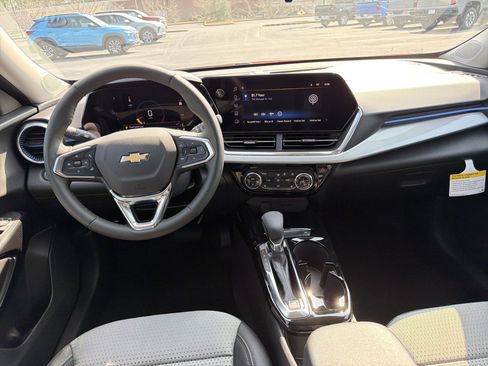 New 2026 Chevrolet Trax LT w/ Driver Confidence Package image 22