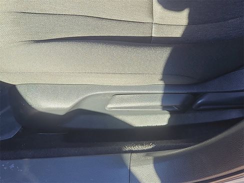 Certified 2023 Honda Accord LX image 17