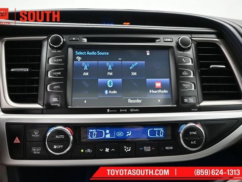 Used 2016 Toyota Highlander Limited AWD/4WD image 14