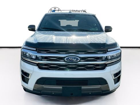 Used 2023 Ford Expedition King Ranch RWD image 2