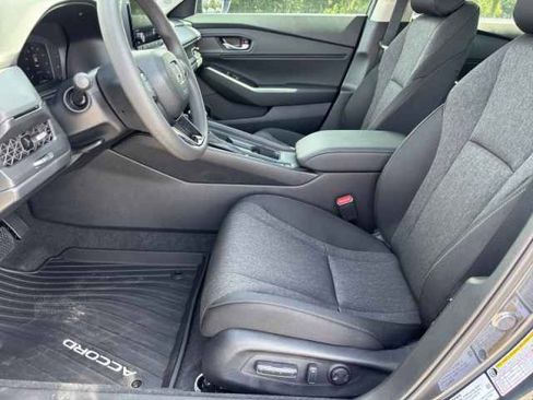 Certified 2025 Honda Accord SE image 22