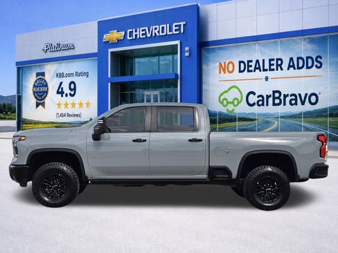 Certified 2025 Chevrolet Silverado 2500 ZR2 w/ Technology Package AWD/4WD image 3