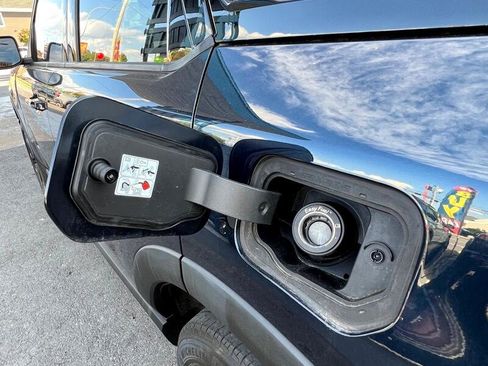 Used 2021 Ford Bronco Sport Outer Banks image 7