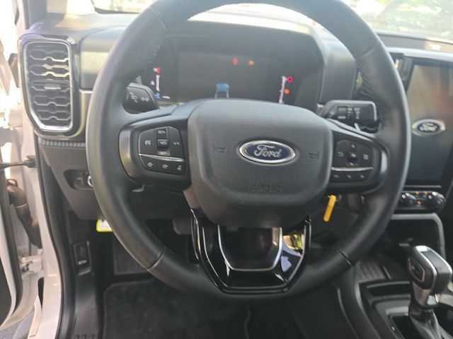Used 2025 Ford Ranger XLT w/ FX4 Off-Road Package AWD/4WD image 10