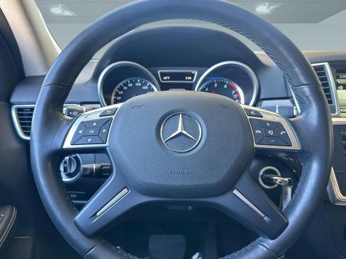 Used 2015 Mercedes-Benz ML 350 4MATIC image 16