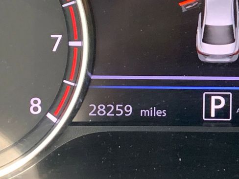 Used 2024 Nissan Sentra SV image 9