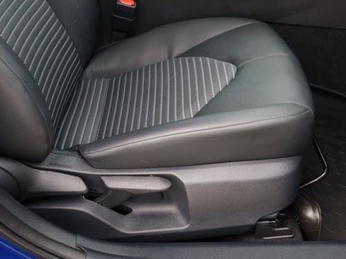 Used 2024 Toyota Camry SE image 20