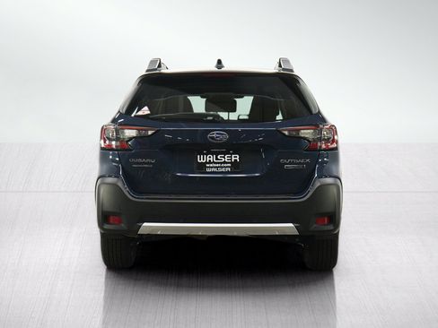 Used 2024 Subaru Outback Touring AWD/4WD image 4