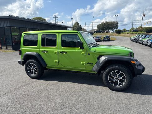 New 2025 Jeep Wrangler Sport S image 6