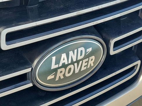 Used 2023 Land Rover Range Rover SE image 10
