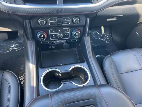 Certified 2024 Chevrolet Suburban RST w/ Luxury Package image 17