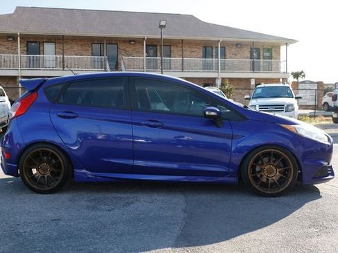 Used 2015 Ford Fiesta ST image 18