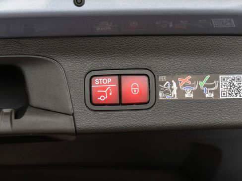 New 2026 Mercedes-Benz GLS 63 AMG 4MATIC image 35