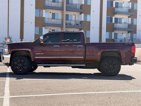 Used 2017 Chevrolet Silverado 2500 LTZ w/ Duramax Plus Package image 8