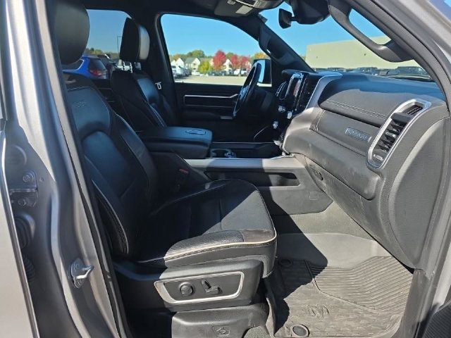 Used 2023 RAM 1500 Laramie AWD/4WD image 8