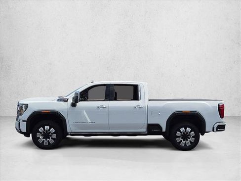Used 2026 GMC Sierra 2500 Denali w/ Denali Reserve Package AWD/4WD image 9