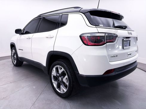 Used 2018 Jeep Compass Limited AWD/4WD image 13