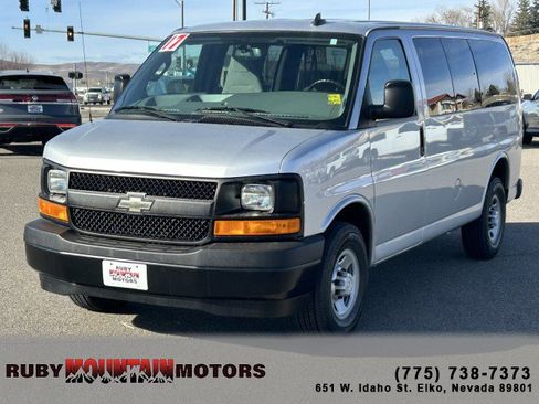 Used 2017 Chevrolet Express 2500 LS image 3