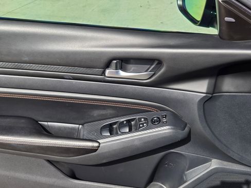 Used 2020 Nissan Altima 2.5 SR image 12