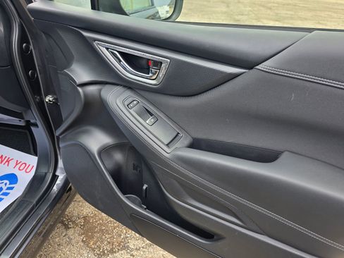 Used 2019 Subaru Forester Premium image 28