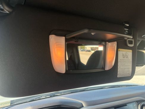 Used 2020 Toyota Tacoma TRD Sport image 30