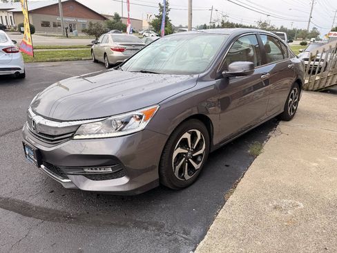 Used 2016 Honda Accord EX-L image 4