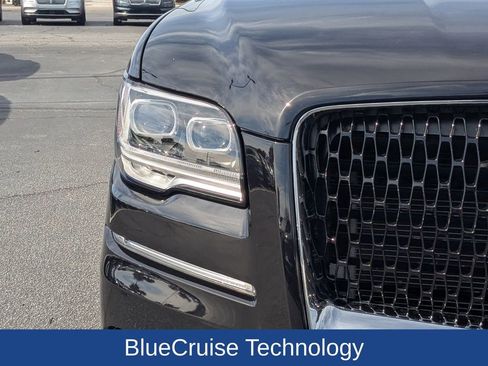 Used 2024 Lincoln Navigator Reserve image 10