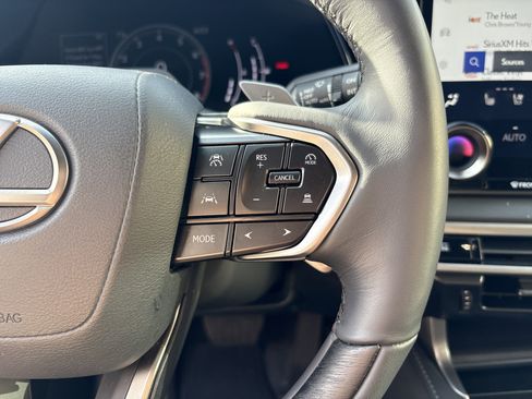 Used 2024 Lexus RX 350 Premium w/ Convenience Package image 26