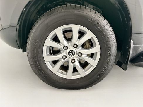 Used 2019 Toyota Land Cruiser w/ Preferred Accessory Package AWD/4WD image 29