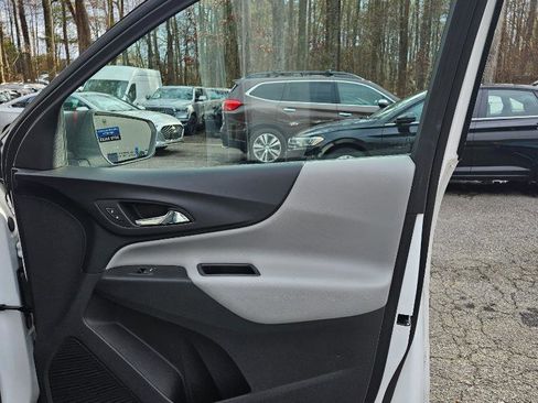 Used 2019 Chevrolet Equinox LS image 45