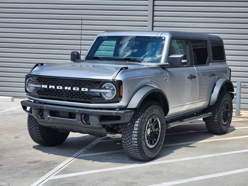 Used 2024 Ford Bronco Wildtrak AWD/4WD image 4