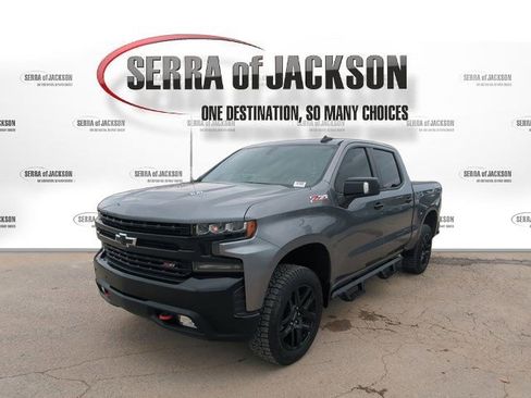 Used 2021 Chevrolet Silverado 1500 LT Trail Boss w/ Convenience Package II image 5