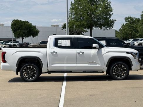 New 2026 Toyota Tundra Limited AWD/4WD image 3