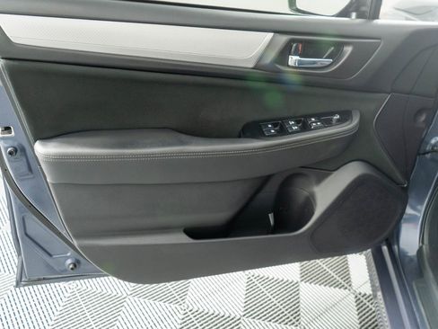 Used 2017 Subaru Legacy 2.5i Premium image 22