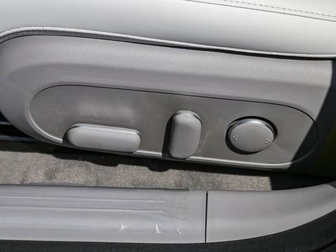 New 2025 Hyundai Ioniq 6 SEL image 22