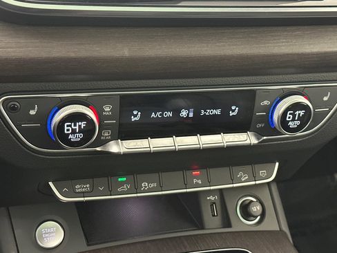 Used 2023 Audi Q5 e Premium Plus w/ Premium Plus Package image 19