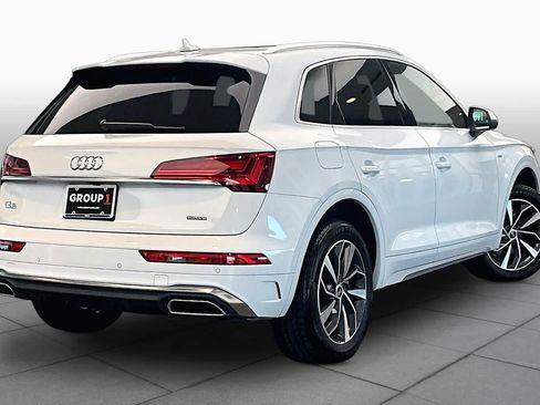 Used 2023 Audi Q5 2.0T Premium w/ Convenience Package AWD/4WD image 12