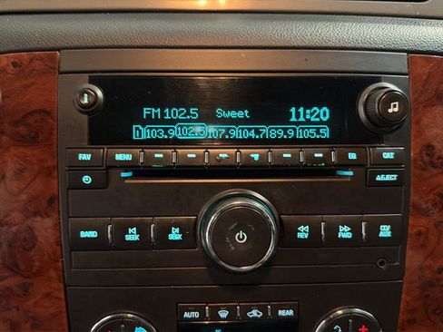 Used 2012 Chevrolet Tahoe LT image 24