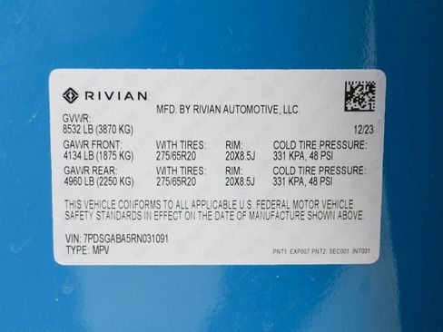 Used 2024 Rivian R1S Adventure image 55