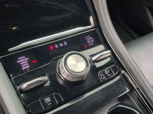 Certified 2024 Jeep Grand Cherokee L Summit AWD/4WD image 12