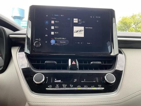 Used 2026 Toyota Corolla Cross L FWD image 5